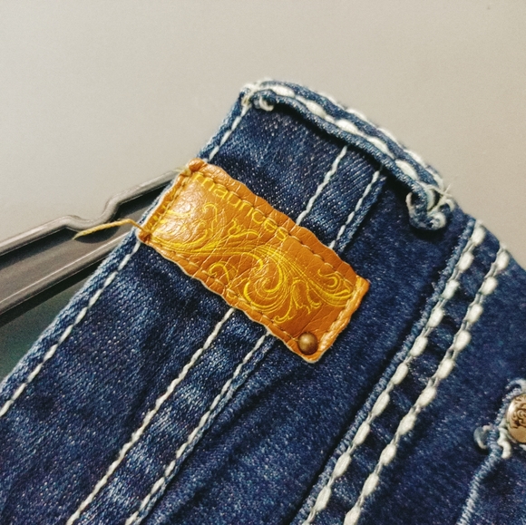 Maurices - Picture 11 of 13